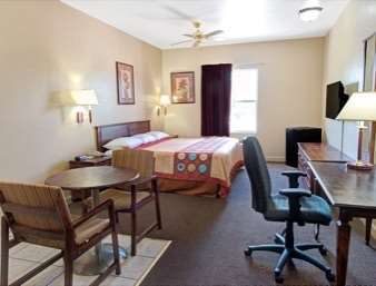 Super 8 By Wyndham St. Louis Airport Hotell Woodson Terrace Rum bild